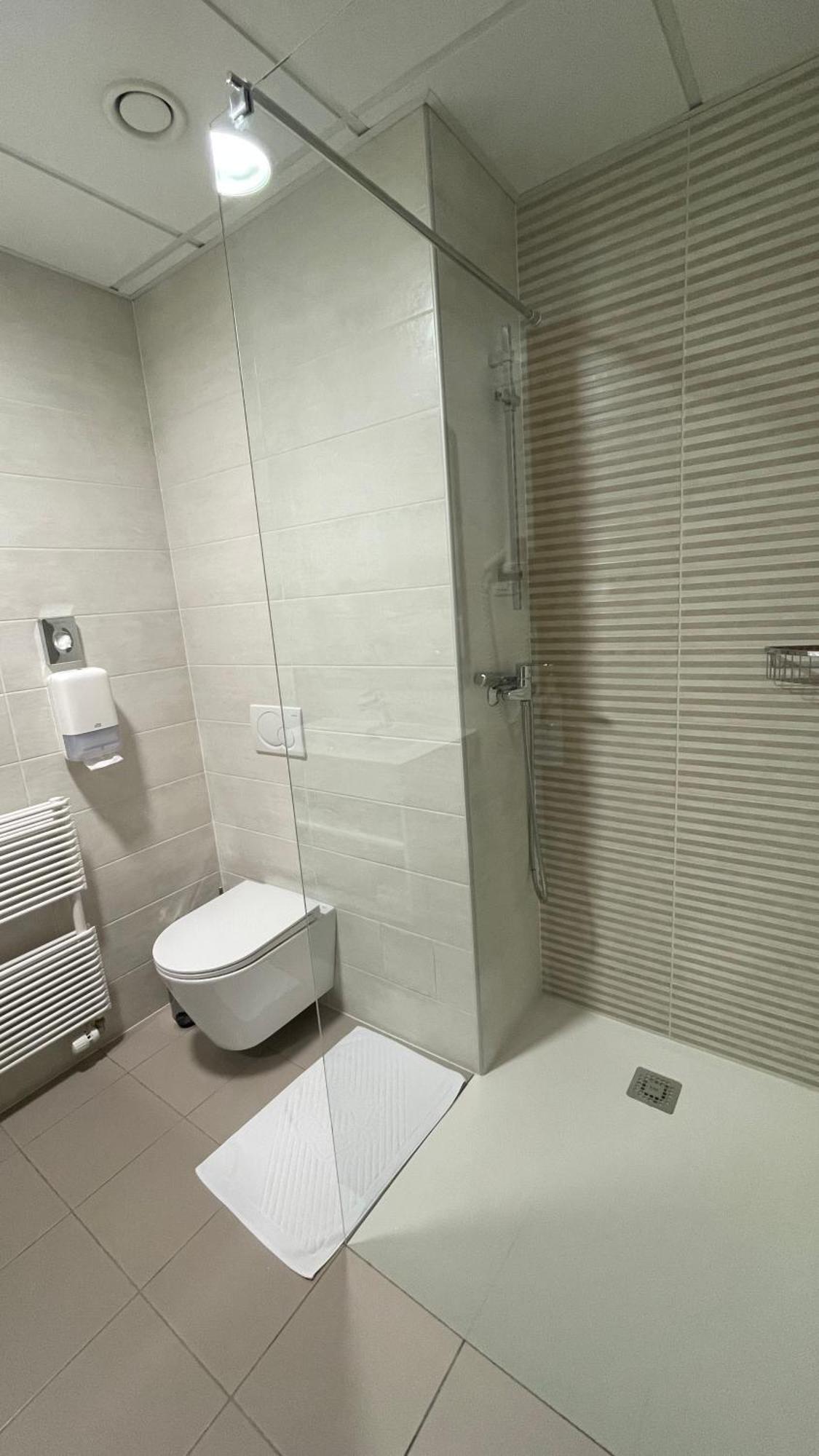 Hotel Venko Dobrovo Bagian luar foto