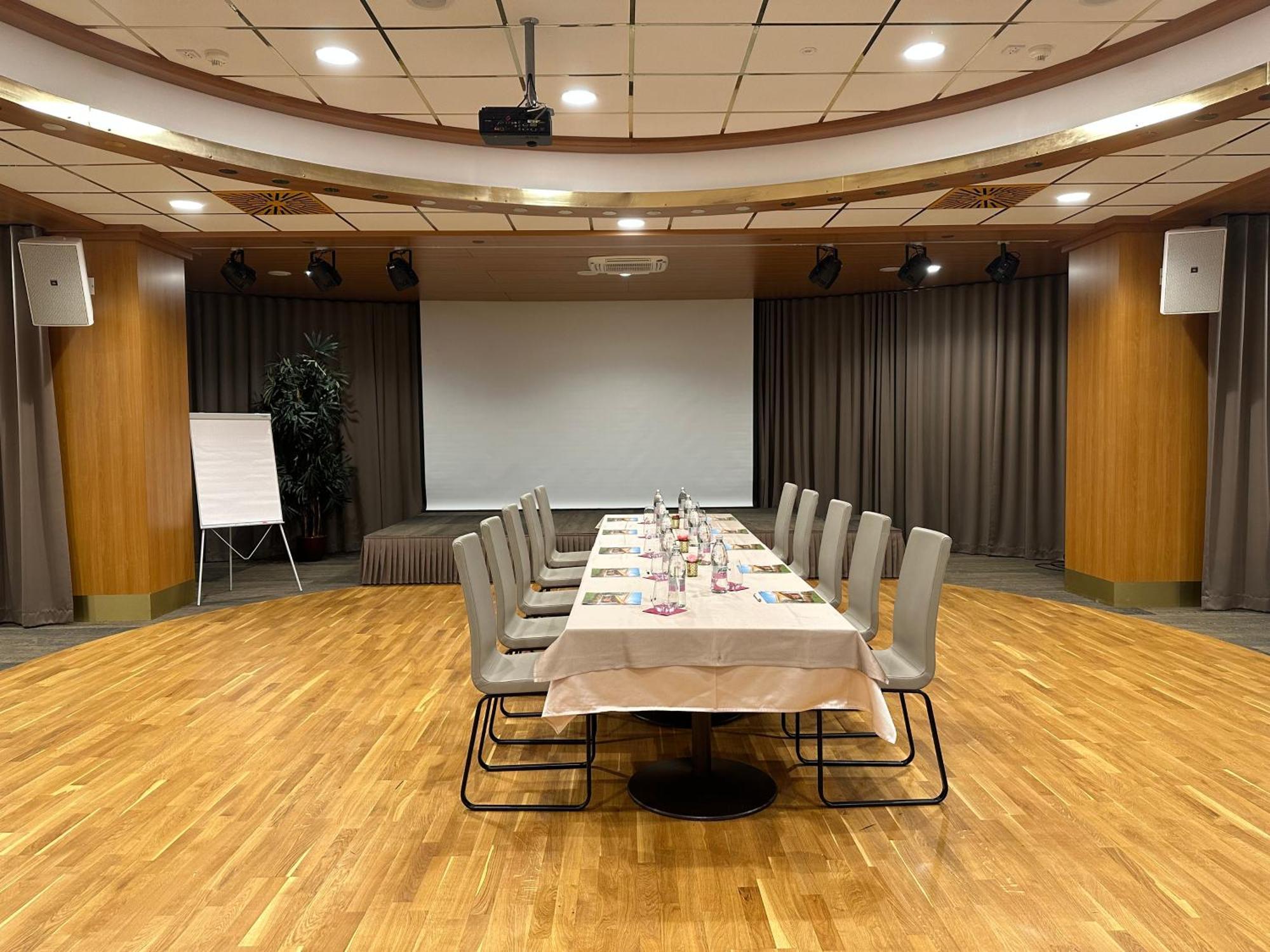 Hotel Venko Dobrovo Bagian luar foto