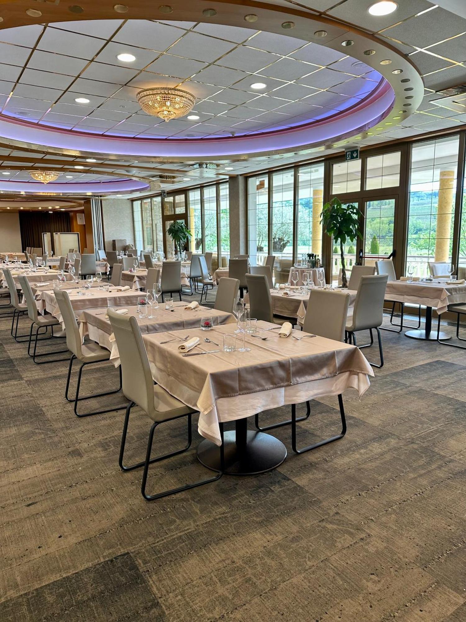 Hotel Venko Dobrovo Bagian luar foto