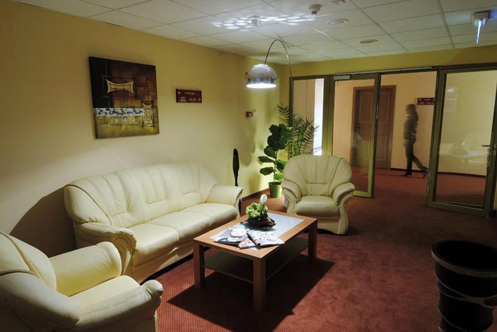 Hotel Venko Dobrovo Bagian luar foto