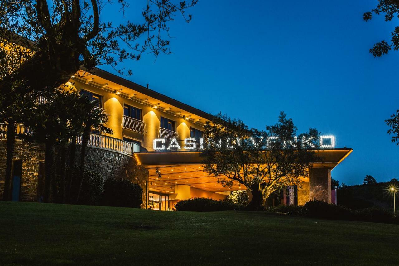 Hotel Venko Dobrovo Bagian luar foto